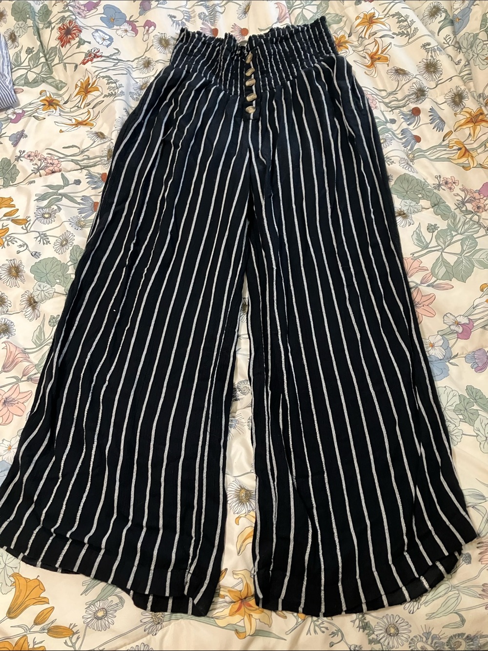 American Eagle Outfitters Black with White Stripe Wide-Leg Pants